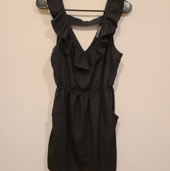 Black dress with pockets - Picture 3 of 7